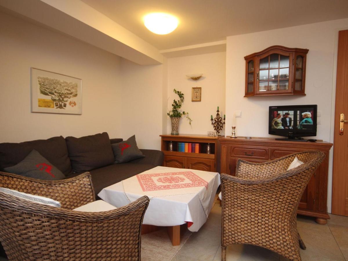Apartment Near The Hahnenkamm Cable Car Kitzbuhel Exterior photo