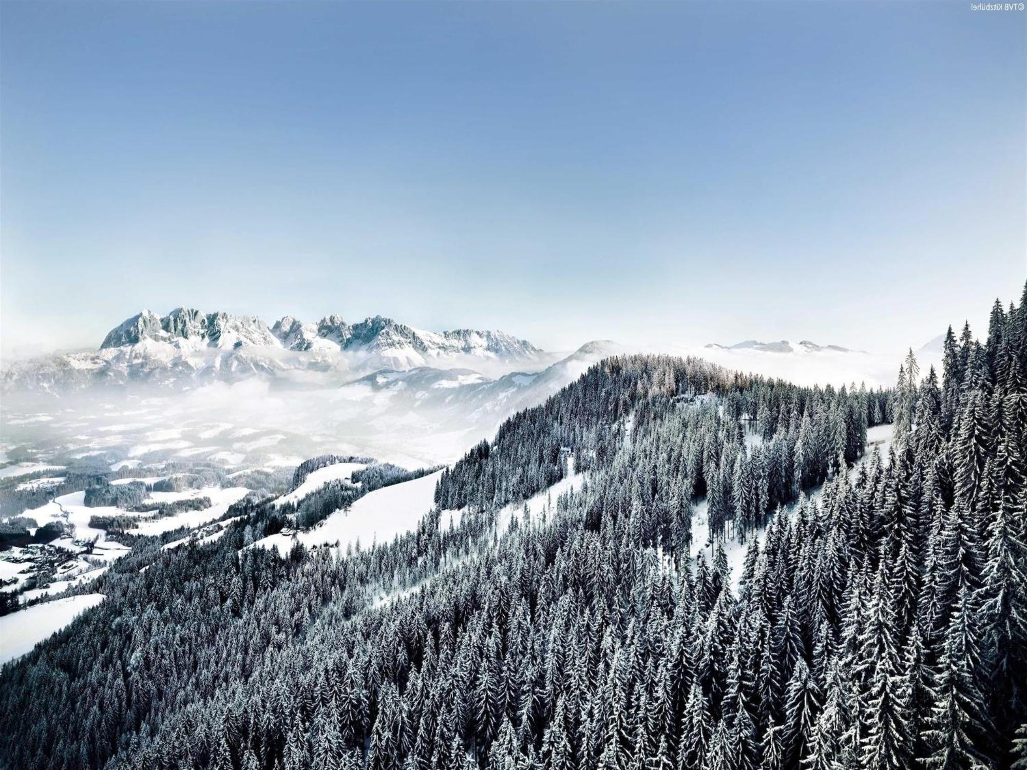 Apartment Near The Hahnenkamm Cable Car Kitzbuhel Exterior photo
