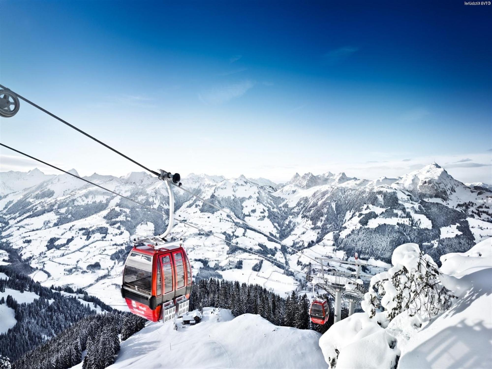 Apartment Near The Hahnenkamm Cable Car Kitzbuhel Exterior photo